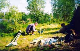 Митяй ставит забытый шпангоут