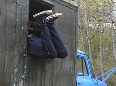 Так залезали в фургон...